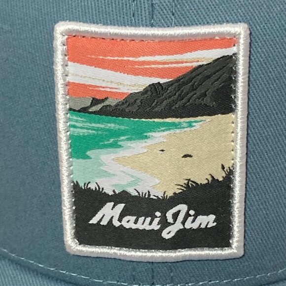 MAUI JIM Adjustable Blue Hat with Beach Scene Embroidered Patch BRAND NEW - Picture 2 of 7